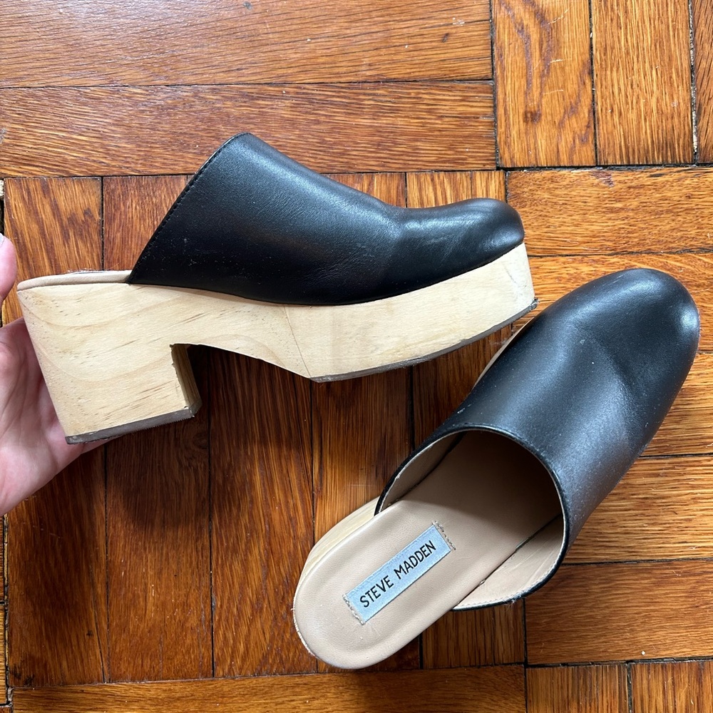 Steve Madden Black Women's Clogs